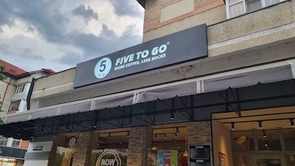 5 To Go - Mioveni Bulevardul Dacia 2