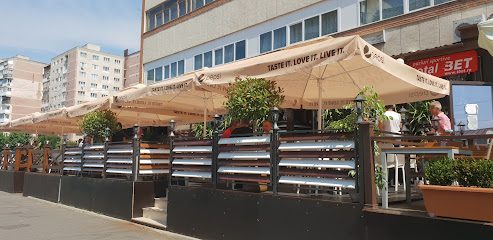 Antoni Sport & Café Strada Lucian Blaga 1
