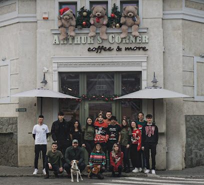 Arthur’s Corner Coffee & More Strada Rodnei