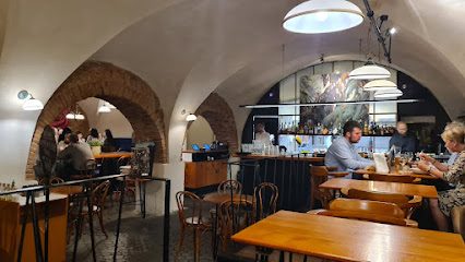 Bistro de l'Arte Piața George Enescu 11Bis