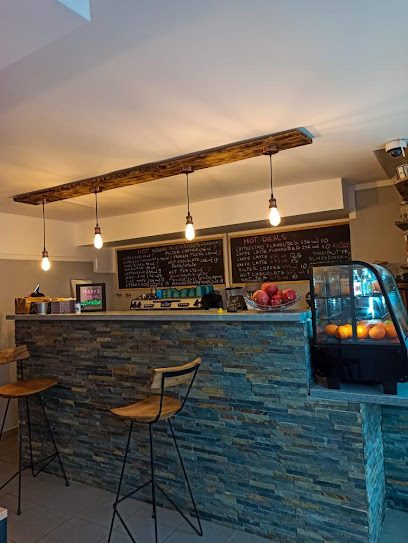 CAFETOPIA Strada Bogdan Vodă 2