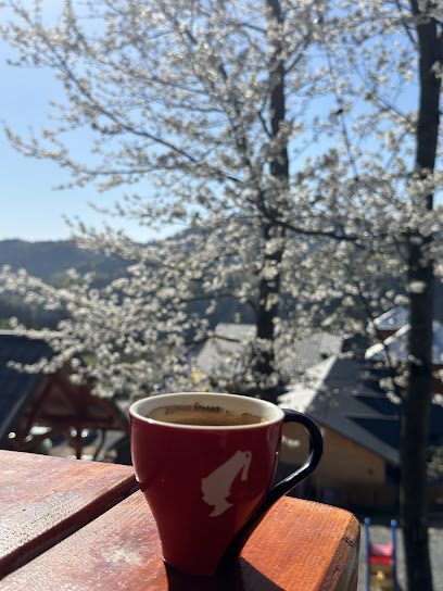 Cafea pă coastă Comuna Horea sat Matisesti nr340