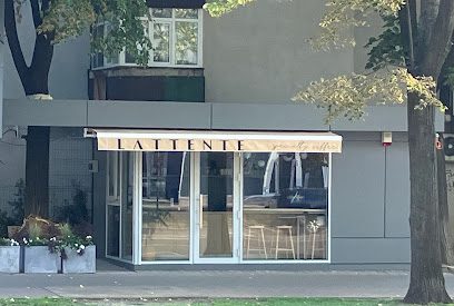 Cafeneaua Lattente Specialty Coffee Bulevardul Independenței 28