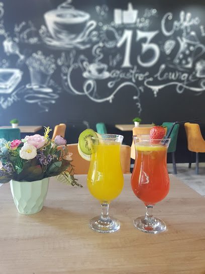 Cafeneaua Treișpe Strada Libertății 10
