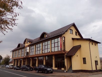 Complex Restaurant Pietroasa Strada Victoriei 34A