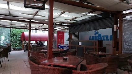 Cream Caffe Lavazza Strada Română 2