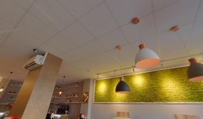 Crown Coffee To Go Strada Înfrățirii 27