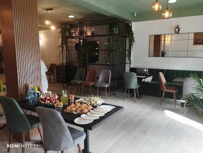Divino Caffe Piatra Neamt Str. Ștefan cel Mare 50