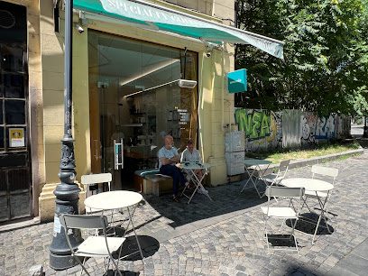 Emozia Coffee Manifesto Strada Halelor 17