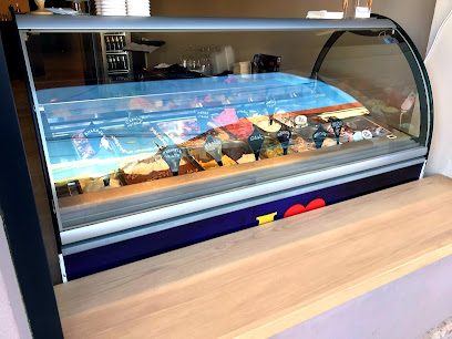 Gelateria Gang Piața Iosif Constantin Drăgan 3