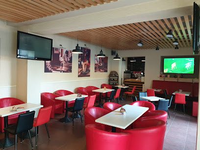 Glamour Cafe Strada Crinilor 2