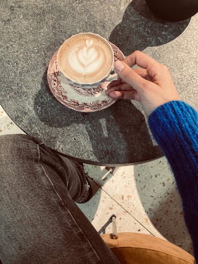 K53 Cafe Bulevardul Mihail Kogălniceanu 53