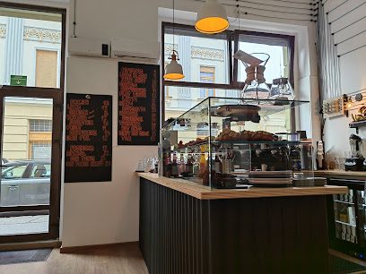 Kaffeine Specialty Coffee Strada Ștefan Cicio Pop Intrare de pe Mihai Eminescu