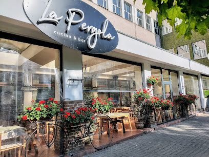 La Pergola Bulevardul Revoluției 46-48
