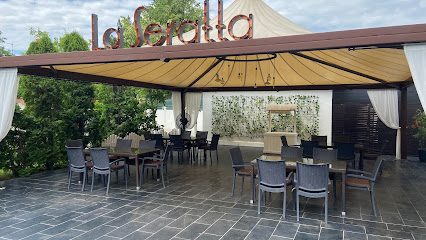 La Seratta Strada Ferme F 15