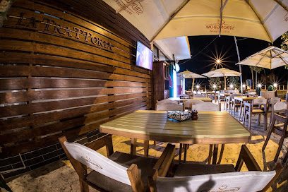 La Trattoria Valcea Bulevardul Dem Radulescu 43