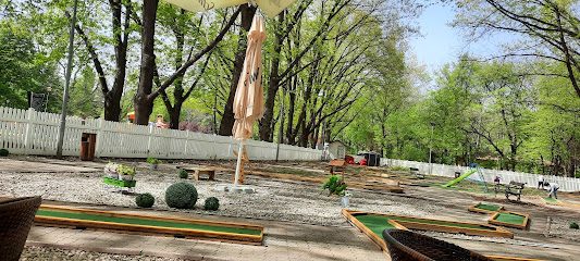 MiniGolf&Cafe - Activitati copii Bucuresti