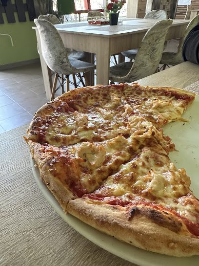 Muntișor 12 Pizzeria La Posata Codlea 505100