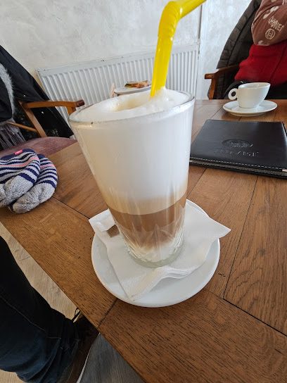 Nik caffe Bloc 16