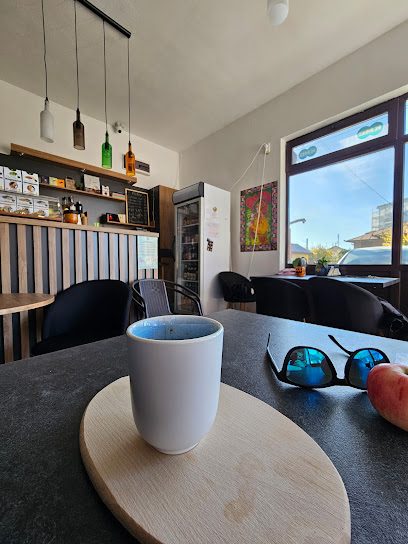 Partizan Café Strada Gheorghe Lazăr 2