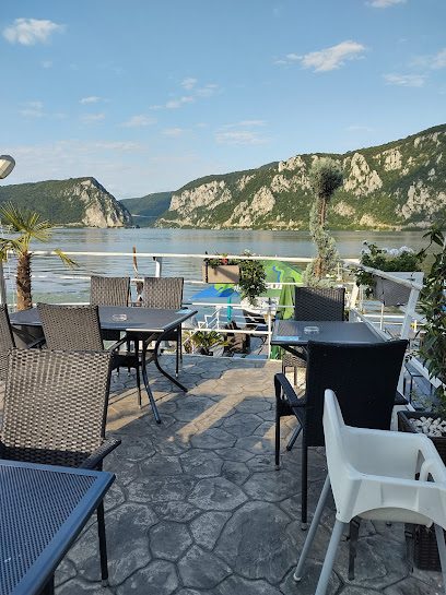 Pensiune Restaurant Casablanca Str. Simion Mangiuca nr 4 A