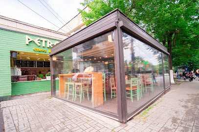 Petros Gyros & Grill Complex Traian