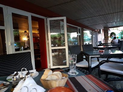 Pizzeria Teo's Pub Strada Nicolae Bălcescu 26