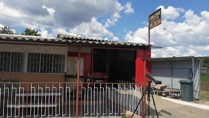 Puiu - Spălătorie auto vulcanizare și cafenea Strada Republicii 12