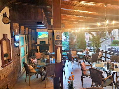 RISTORANTE PIZZERIA RUSTICIANA Strada Unirii bl 7/12