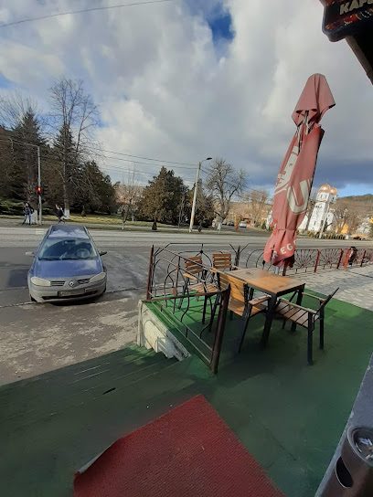 Red Caffe Strada Victor Babeș