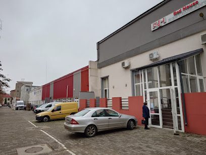 Redhouse Arad Strada Frații Neumann 6