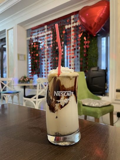 Refresh Cafe Strada Calistrat Hogas