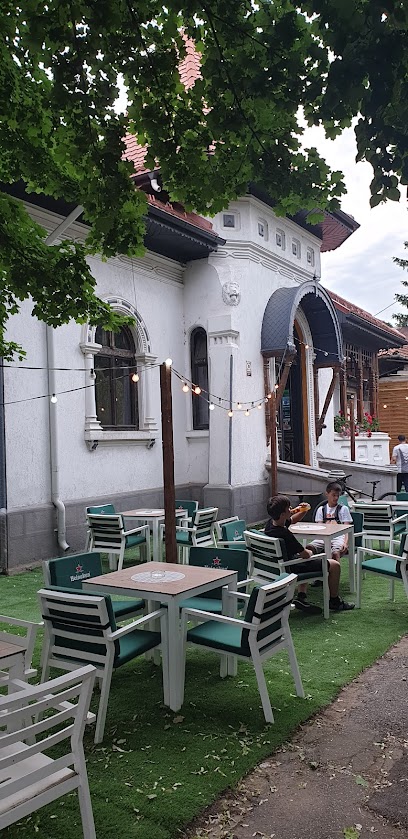 Restaurant Casablanca Bulevardul Gării 1
