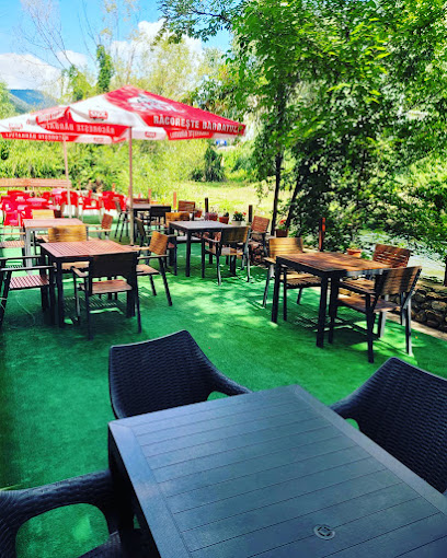 Restaurant Family Strada Trandafirilor 29