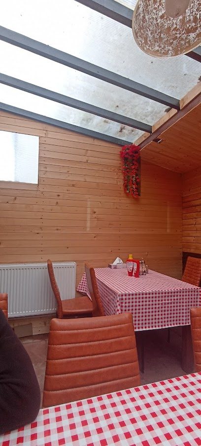 Restaurant La Dan Strada Anemonelor 7-3