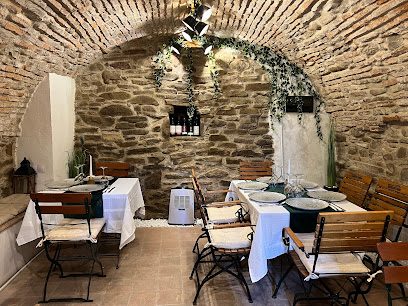 Restaurant La Strada Strada Școlii 3