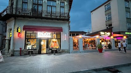 Restaurant Piatra Craiului Strada Republicii 37