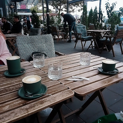 Retro Café Strada Parângului D6