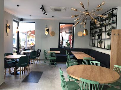 SOCIAL Bistro&Coffee Strada Corneliu Coposu 1A