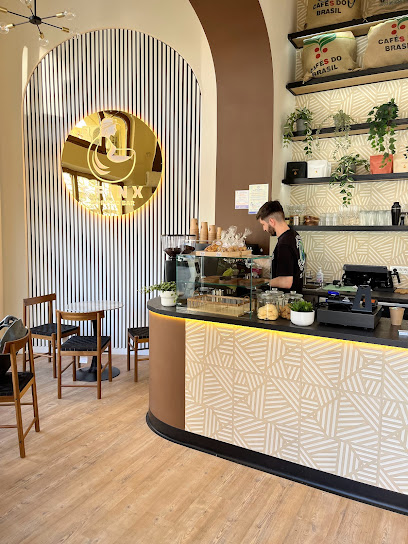 Sfinx Espresso Bar Strada Slănic 2
