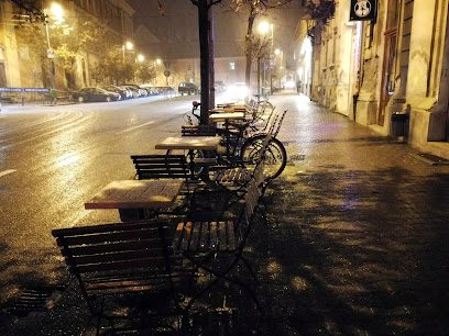Sisters Str. Universității 2