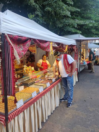 StreetFoodAlley Aleea Domnească 7