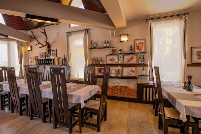The Castle Restaurant Strada Lunca Oltului
