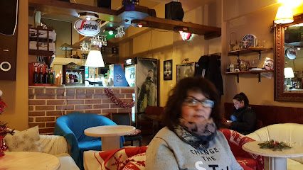 Topy Bar Str. Careiului 6-8