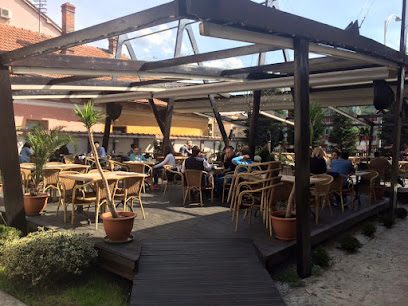 Trattoria Il Calcio Bulevardul Tudor Vladimirescu 143