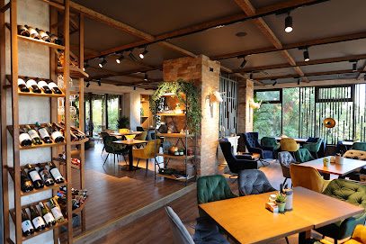 Upper Steak & Wine Bar Aleea Melodiei 1