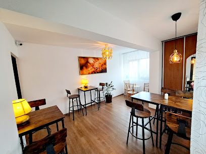 ℙ ℙ Coffee Shop Str. Amurgului 42